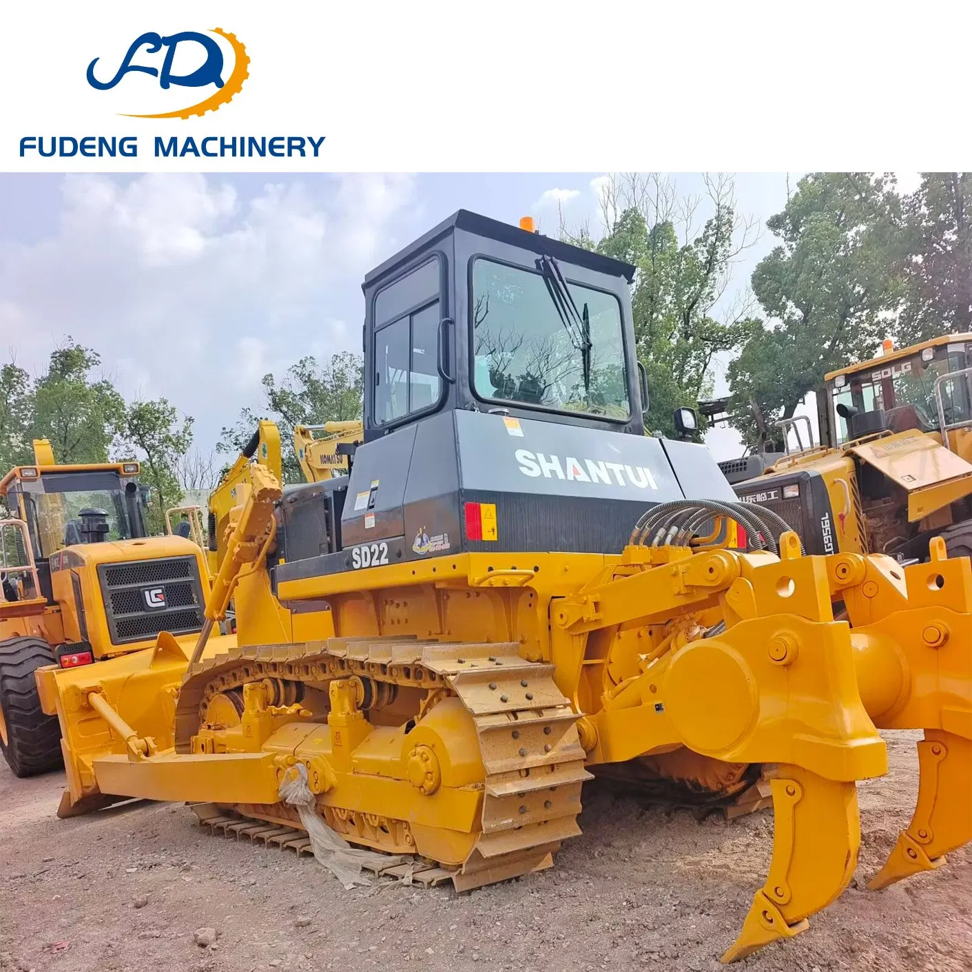 Used Crawler Bulldozer Shantui SD22, Reliable and Cost-Effective Construction Machinery
