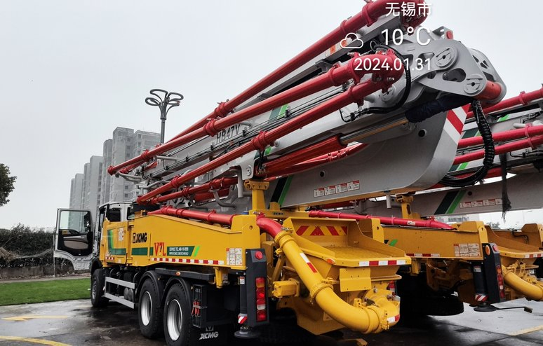 China Top Brand Hb37V 3 Axle 37m Small Hydraulic Concrete Pump Truck Good Price