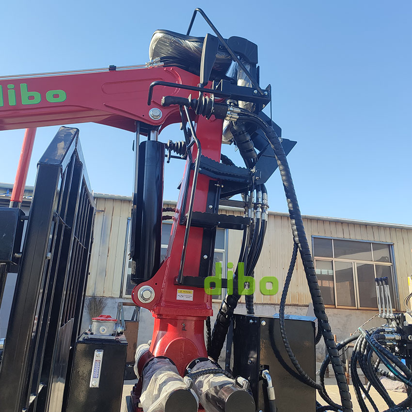 TUV CE Certificated Fiewood Hauler Cargo Log Forwarding Grab Multilander Log Loading Loader Hydraulic Forest Log Grapple Timber Crane for Tractor Trailer