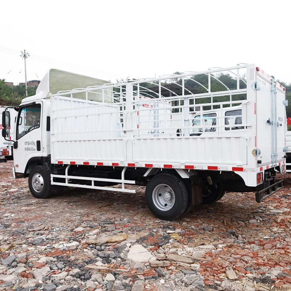 Factory Price Qingling Kv100 Nkr Fence Truck for Livestock Transport