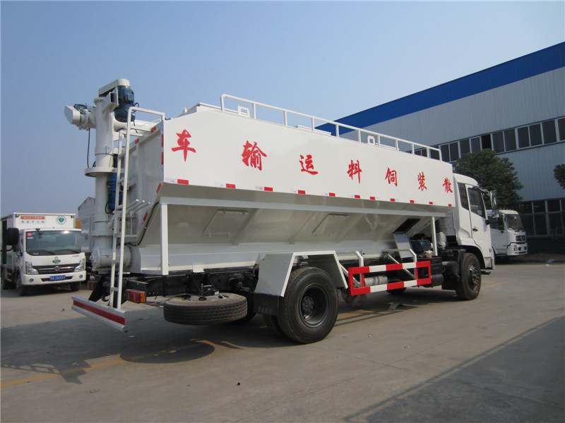 15cbm Bulk Grain Anima Livestock Feed Transport Truck with 17meters Pipes