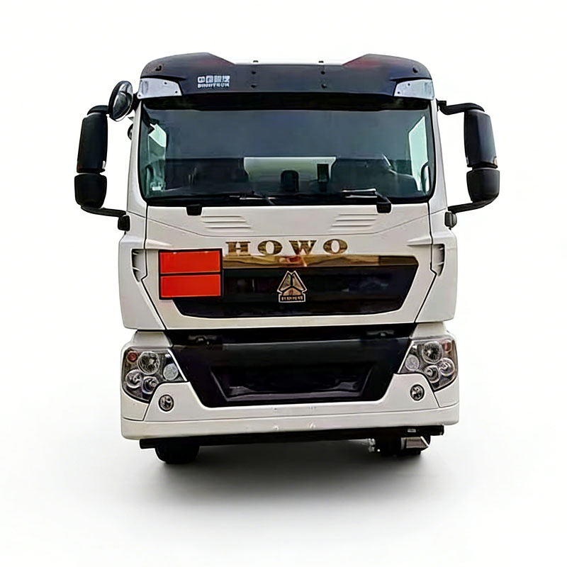 HOWO 8*4 25500 Liters Fuel Tanker Truck Utility Box Fuel Tanker Truck
