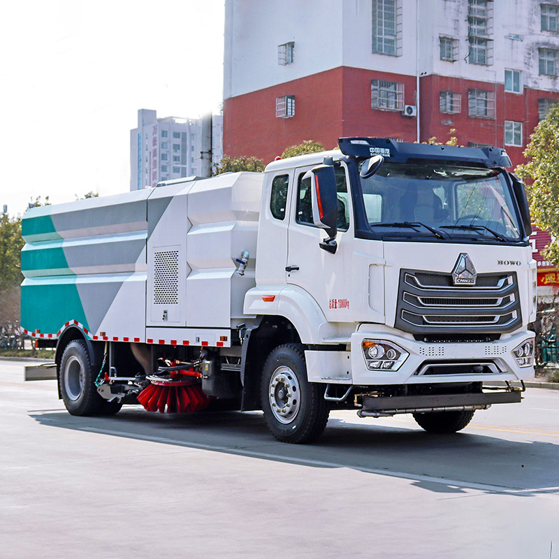 Sinotruk HOWO 4X2 Road Sweeping Truck Road Sweeper and Washing Truck