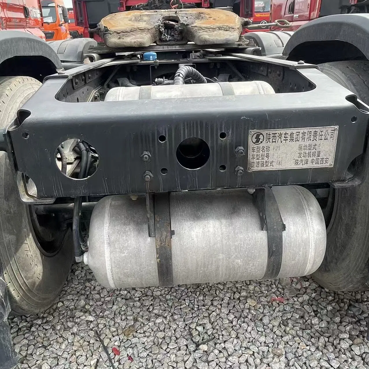 Hot Sale Shacman Delong X5000 6×4 Automatic Heavy Duty Tractor Truck High Efficiency Heavy Load Capacity Safe Driving Design for International Logistics