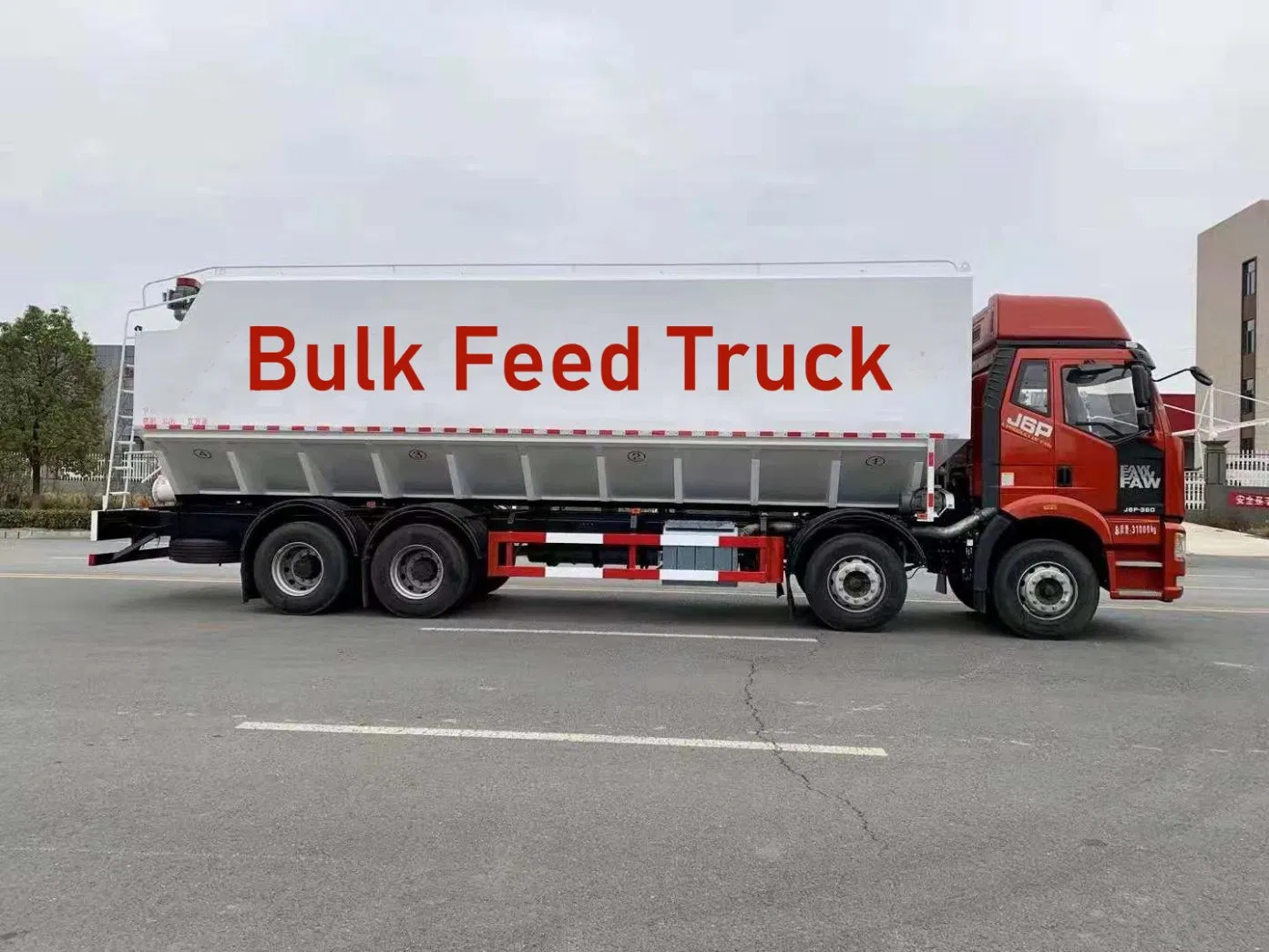 Heavy Duty 32.5cbm Bulk Feed Truck Large Capacity Livestock Poultry Bulk Feed Truck Chicken Feed Grain Transport Trucks