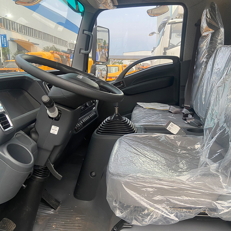 3tons 5 Ton Light Duty Tow Truck Isuzu Rescue Vehicle Wrecker Trucks