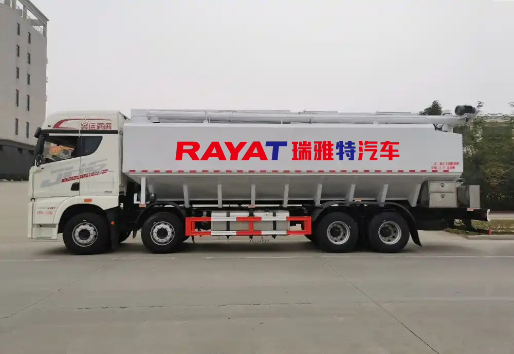 FAW 8*4 Bulk Feed Transport Truck with Large Capacity Tank for Livestock and Poultry Farming