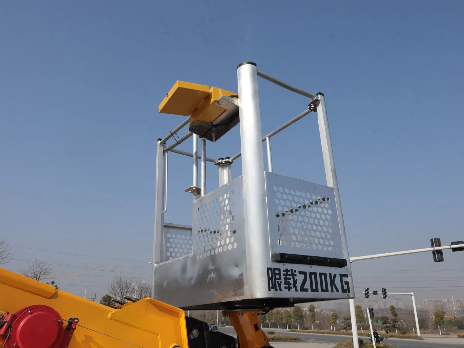 Aerial Work Platform Truck 4