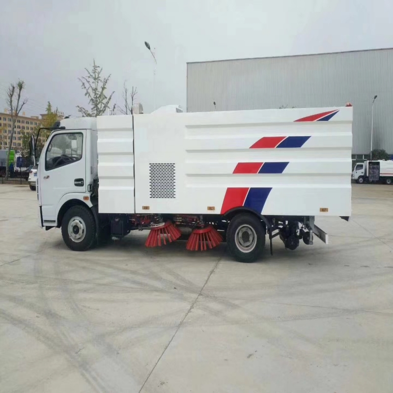 5, 000 Liters Cleaning Truck Vacuum Road Sweeper Truck Sweeping Truck Road Sweeping Truck Vacuum Cleaner Truck Sweeper Washing Truck Street Washing Truck