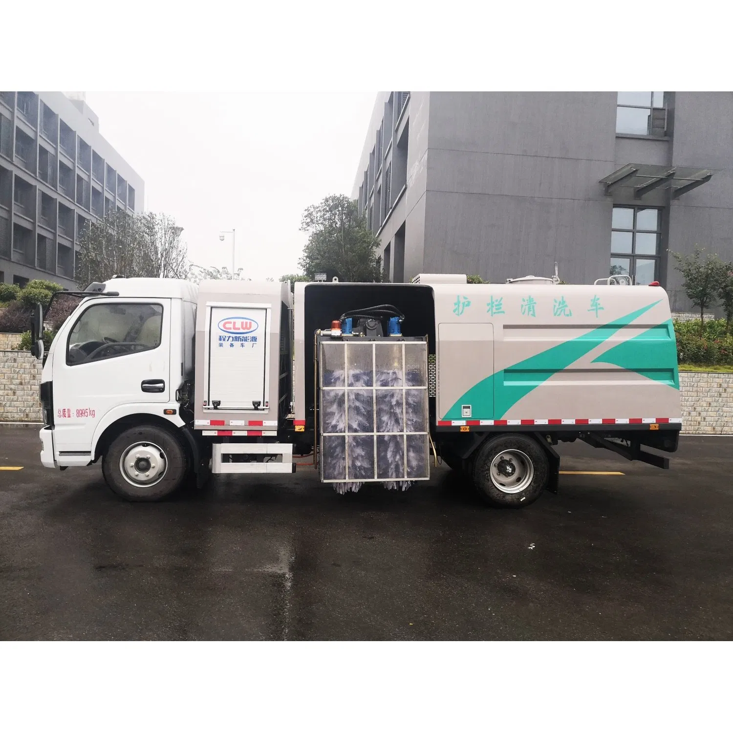 Dongfeng Cl5090gqxbev Pure Electric 9t Guardrail Cleaning Truck