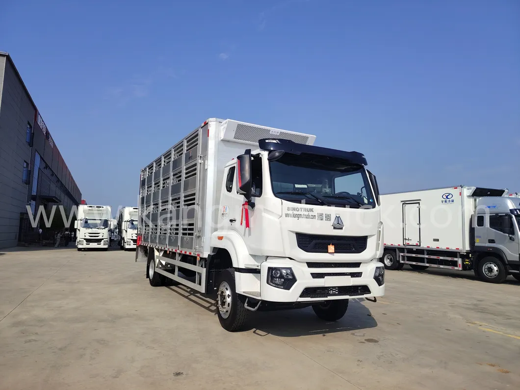 Livestock Transport Truck View 6