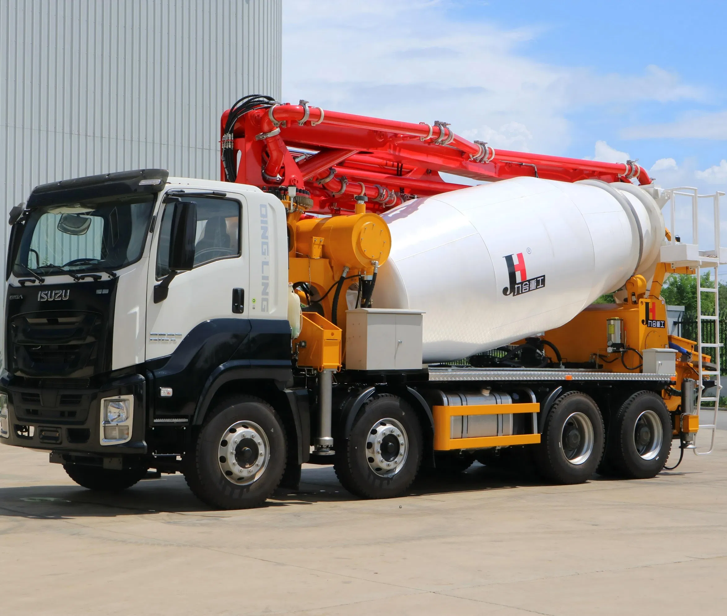Jiuhe Multifunctional Integrated 30m Mixer Pump Truck Concrete Mixing Machine Concrete Pump