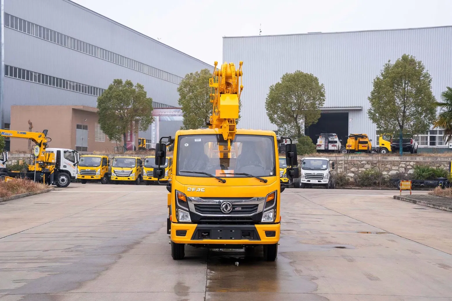16m/20m/24m Aerial Work Platform Truck with Optional Jmc Chassis