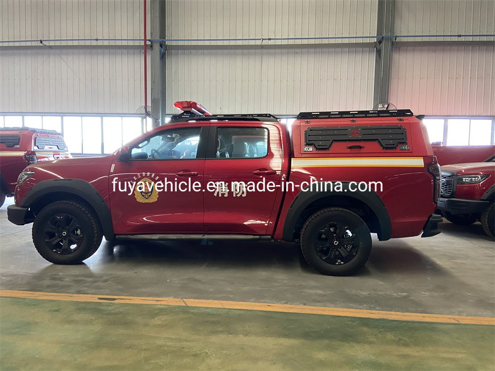 4X4 All Driven Mini 300 Liters I′ Suzu Pickup Forest Fire Fighting Truck