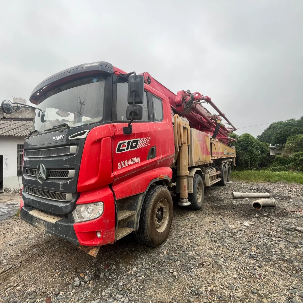 Used Sanny 62m High Capacity Concrete Pump Truck for Efficient Construction Projects