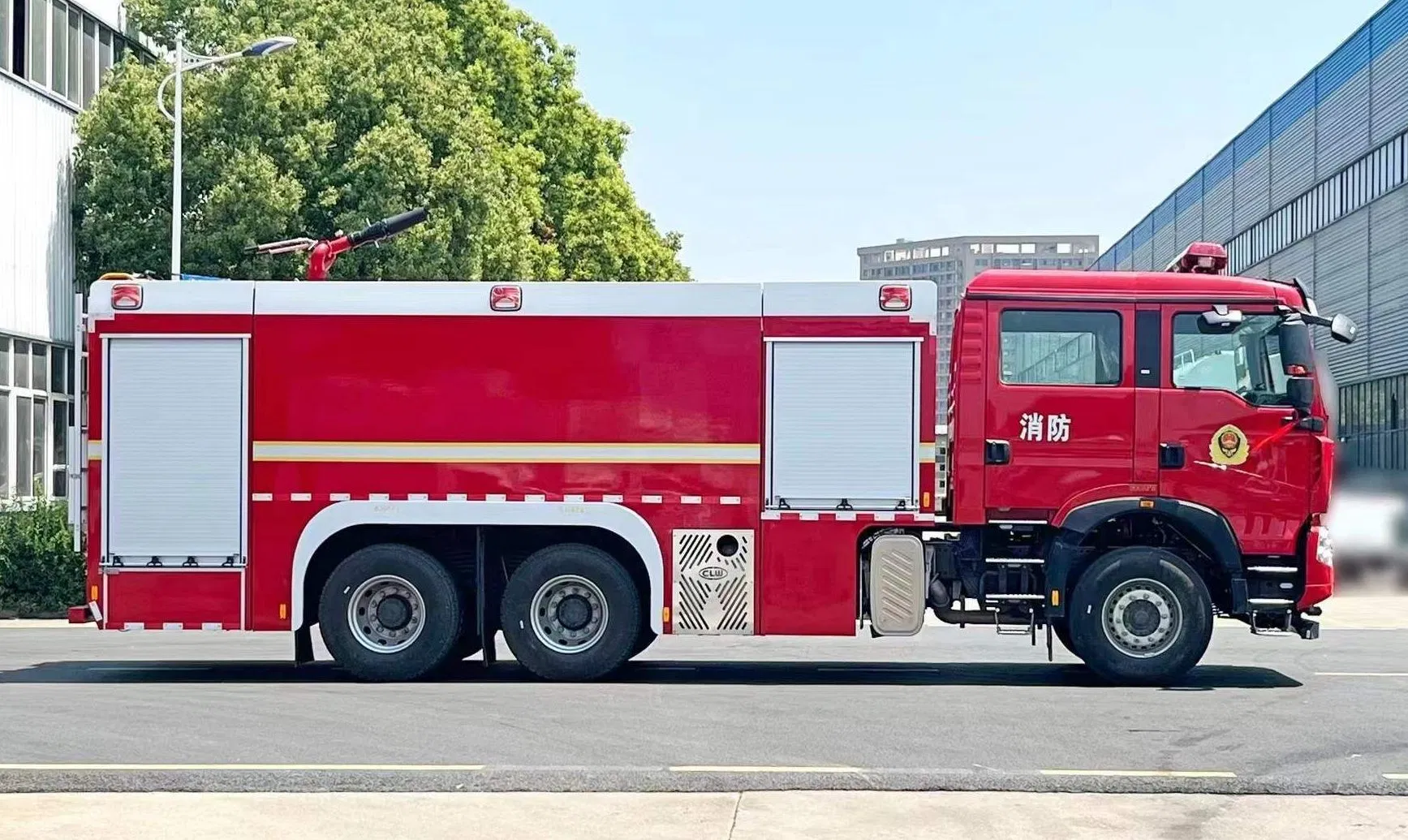 Best High Quality HOWO 8ton 10ton Brand Water Tank Foam Fire Fighting Truck