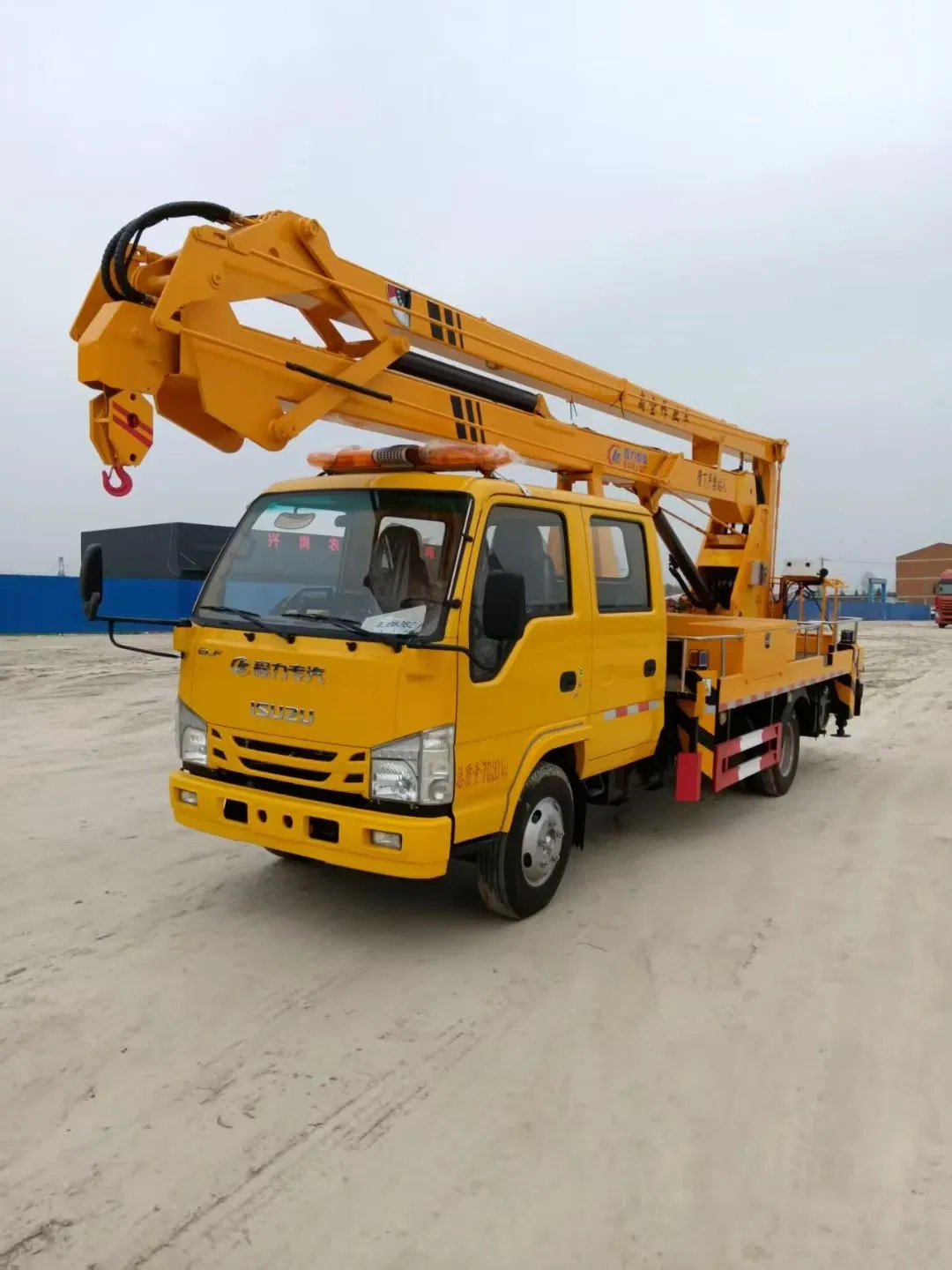 New Arrival 1suzu 4X2 Personal Lift Truck Mobile Aerial Work Platform Truck