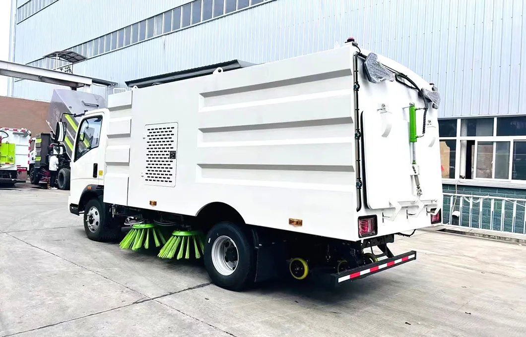 HOWO 10cbm Diesel Street Sweeper Truck Road Broom Truck Vacuumstreet Cleaning Truck for Sale