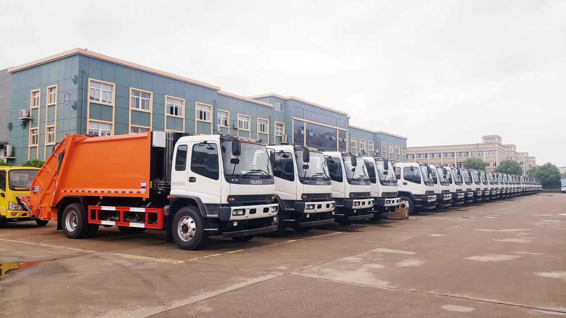 12m3 I Suzu Garbage Compactor Truck/Compression Garbage Truck Rear Load Garbage Truck for Sale