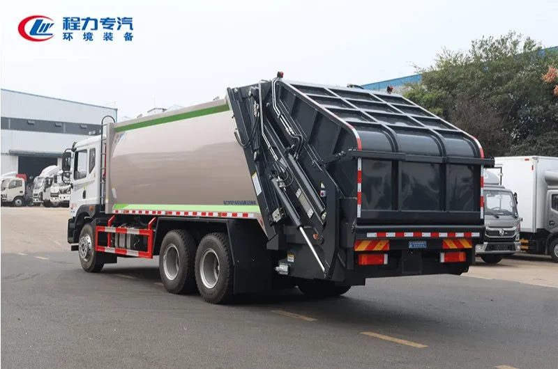 Garbage Compactor Truck 3