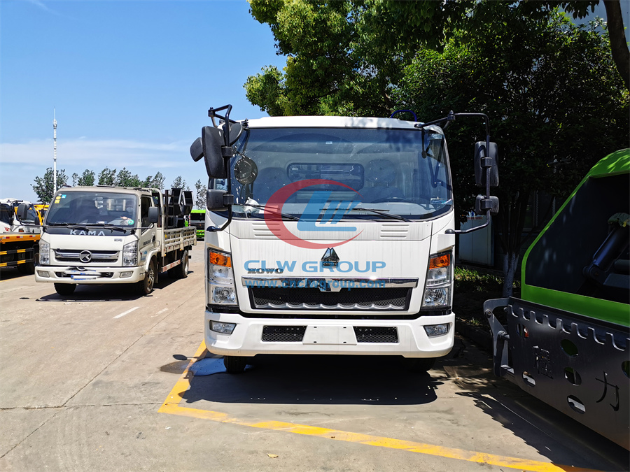 Sinotruk HOWO 5m3 6m3 Garbage Compactor Truck