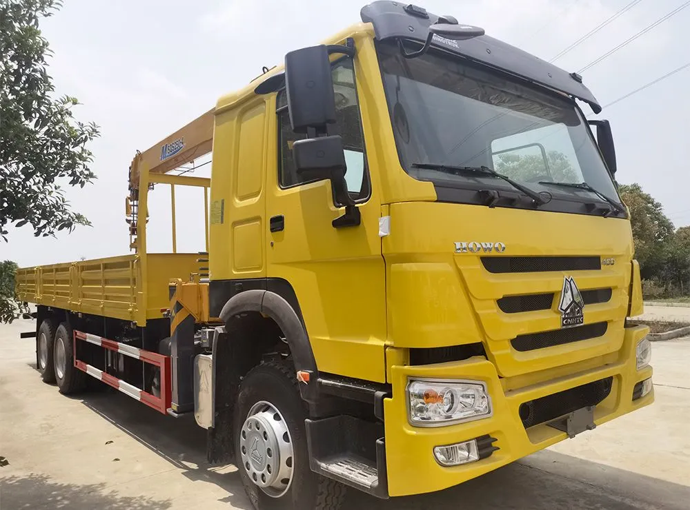 Sinotruk HOWO Crane Truck