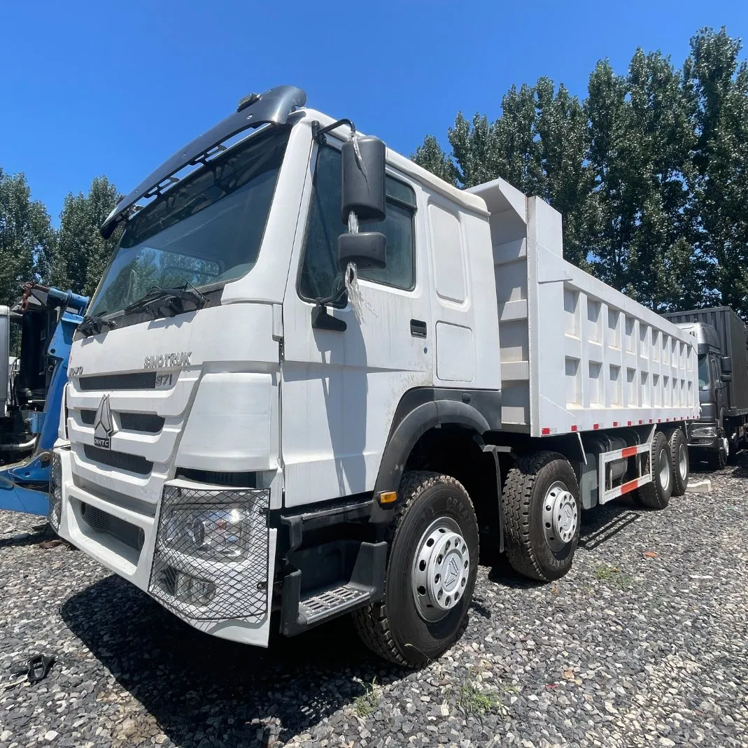 High Quality Second-Hand 3-Axle 40-100 Tons Livestock and Vegetables Transportation Transport Fence Semi-Trailer Tipper Truck Dump Truck