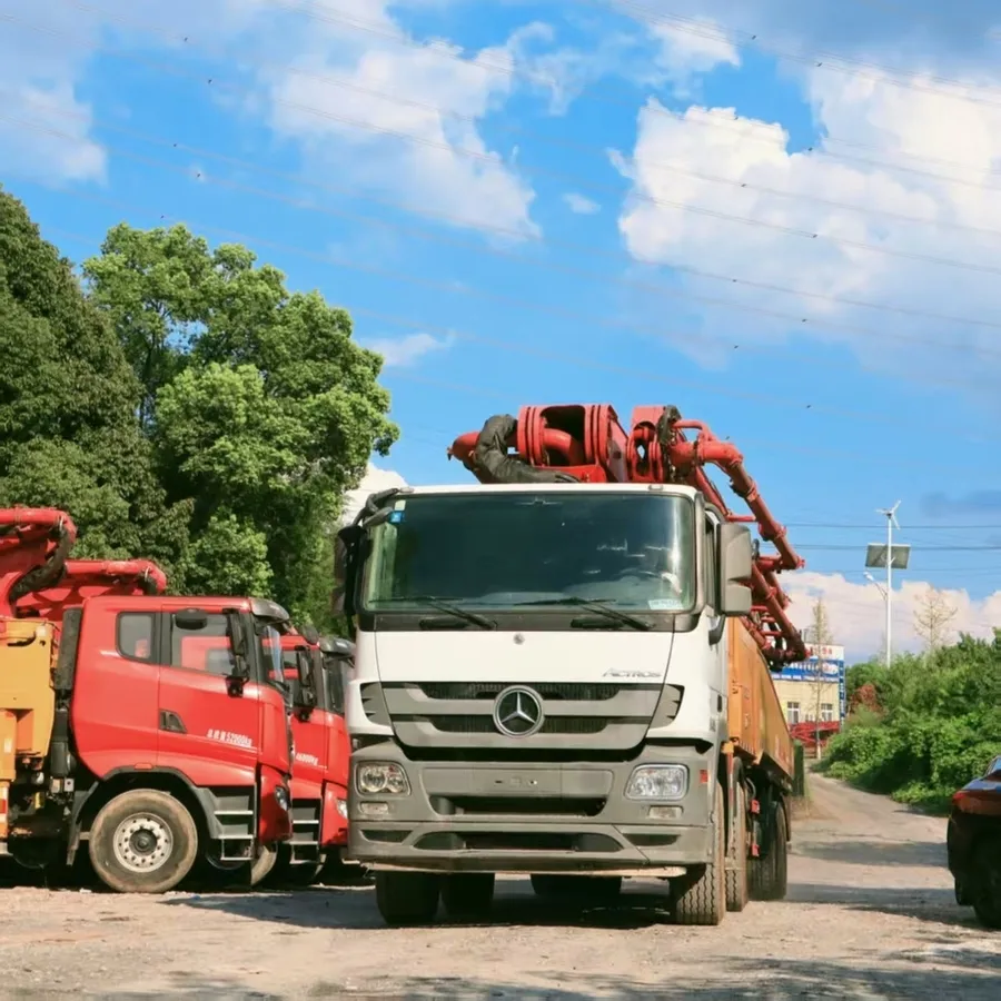 Refurbished Detail 1