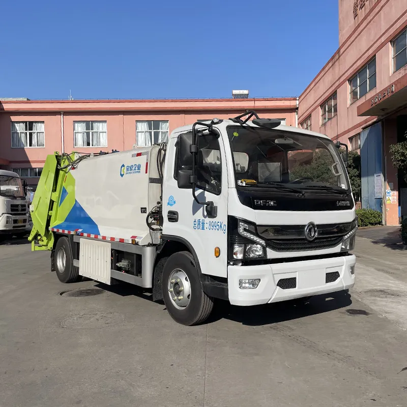 Garbage Truck Detail