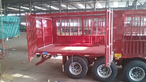 30-100 Tons Cattle Livestock Trailer 4 Axles Cargo Animal Sugar Cane Transport Stake Fence Semi Trailer Truck