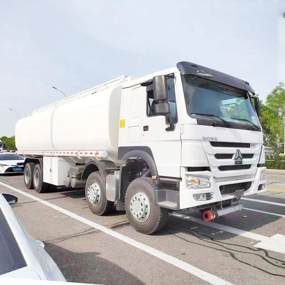 Sinotruk HOWO Fuel Tank Truck Oil Fuel Tanker Truck HOWO 25000 Liters Fuel Tanker Truck Oil Diesel Delivery Tank Truck