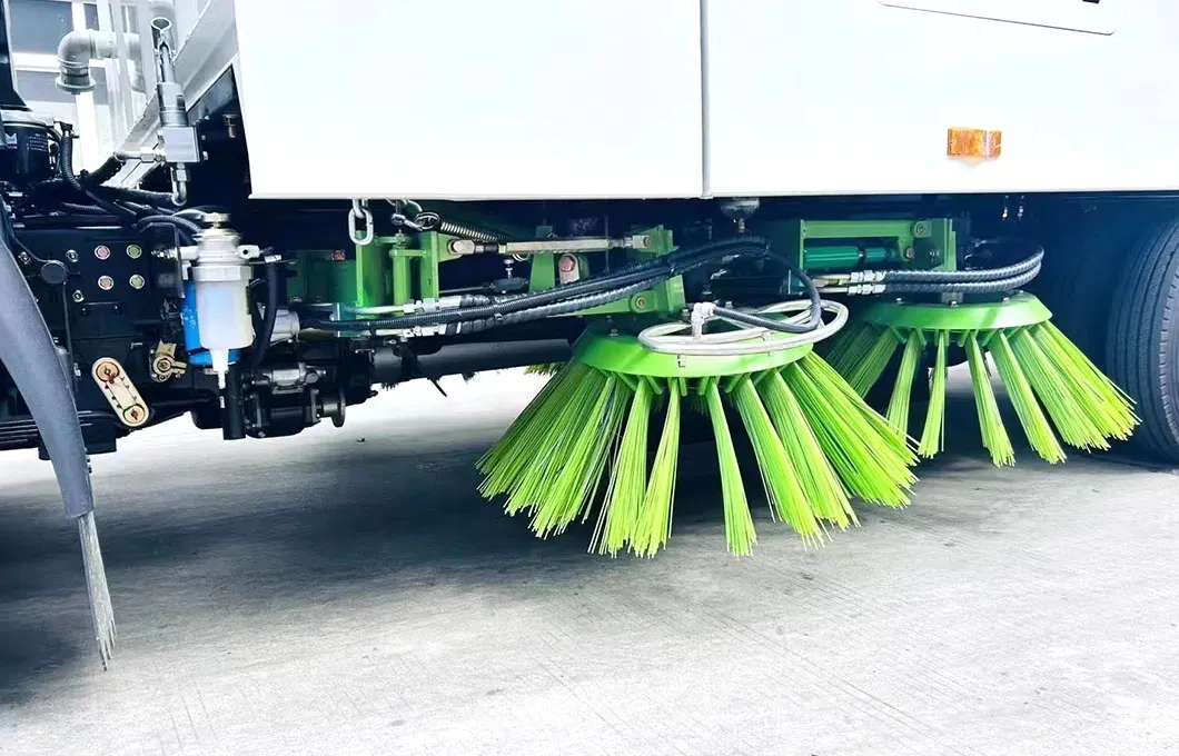 Street Sweeper Truck 4