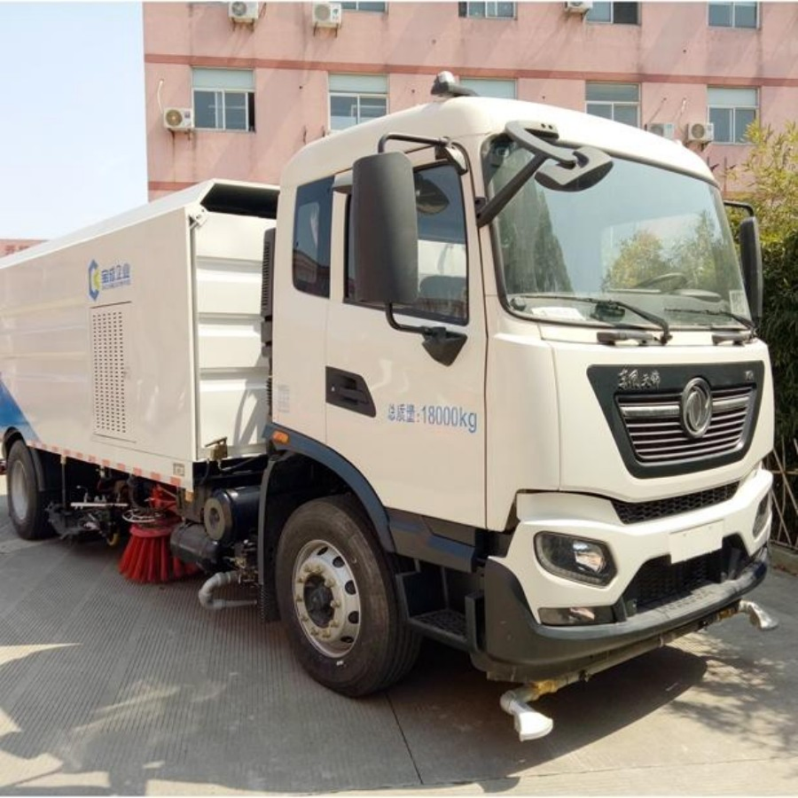 OEM 18T dongfeng outdoor vacuum baggerroad electric city road street sweeper truck