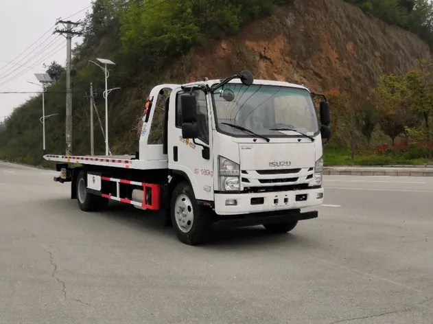 Isuzu Tow Truck