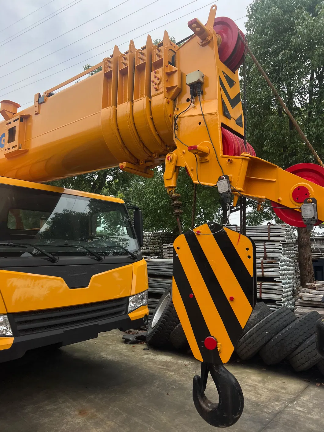 Used Truck Crane Detail 2