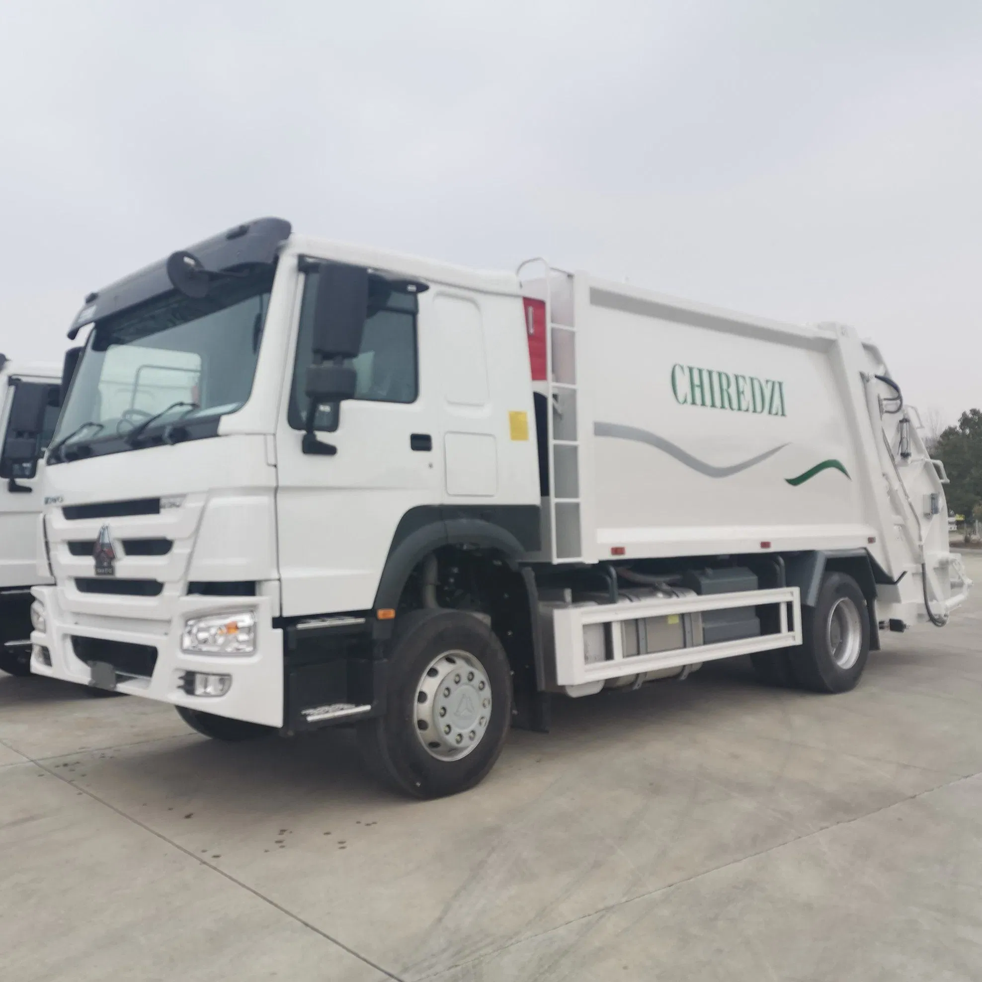 Sinotruk HOWO Africa Refuse Garbage Compactor Hook Lift Swing Arm Collection Transfer Truck 4cbm to 15 M3 Heavy Duty China Manufacturer Best Price for Sale