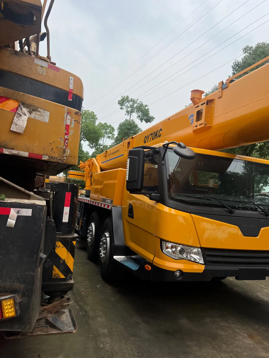 Used Truck Crane Detail 3