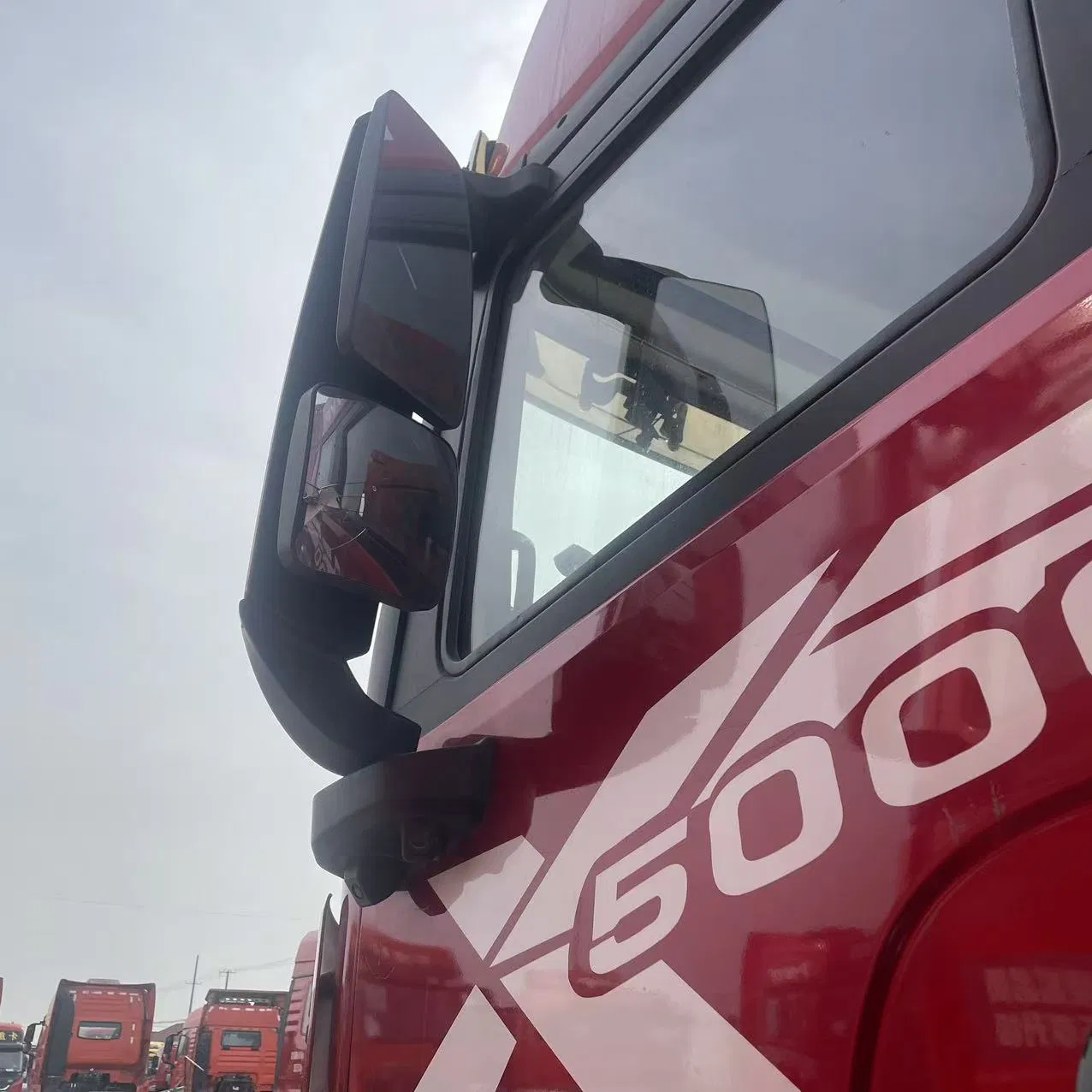 Shacman Delong X5000 6×4 Automatic Heavy Duty Tractor Truck Strong Power Low Fuel Consumption Durable Structure for Mining Transportation