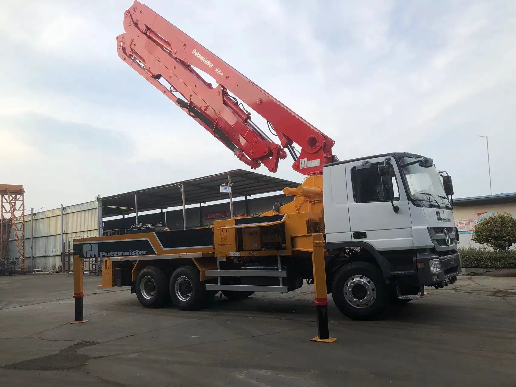 Putzmeister 36m Benz Concrete Equipment Concrete Placing Boom Beton Pump Machine Used Truck Mounted Concrete Pump Truck
