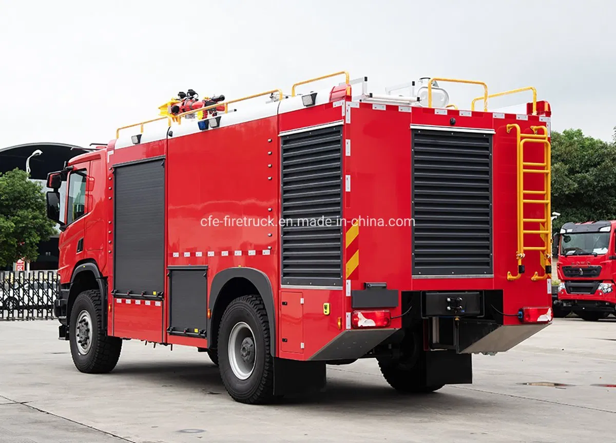 HOWO Isuzu Man Sinotruk Sitrak FAW Unimog Guangdong Mercedes-Benz Isuzu 4X4 Airport Arff Rapid Intervention Fire Fighting Truck