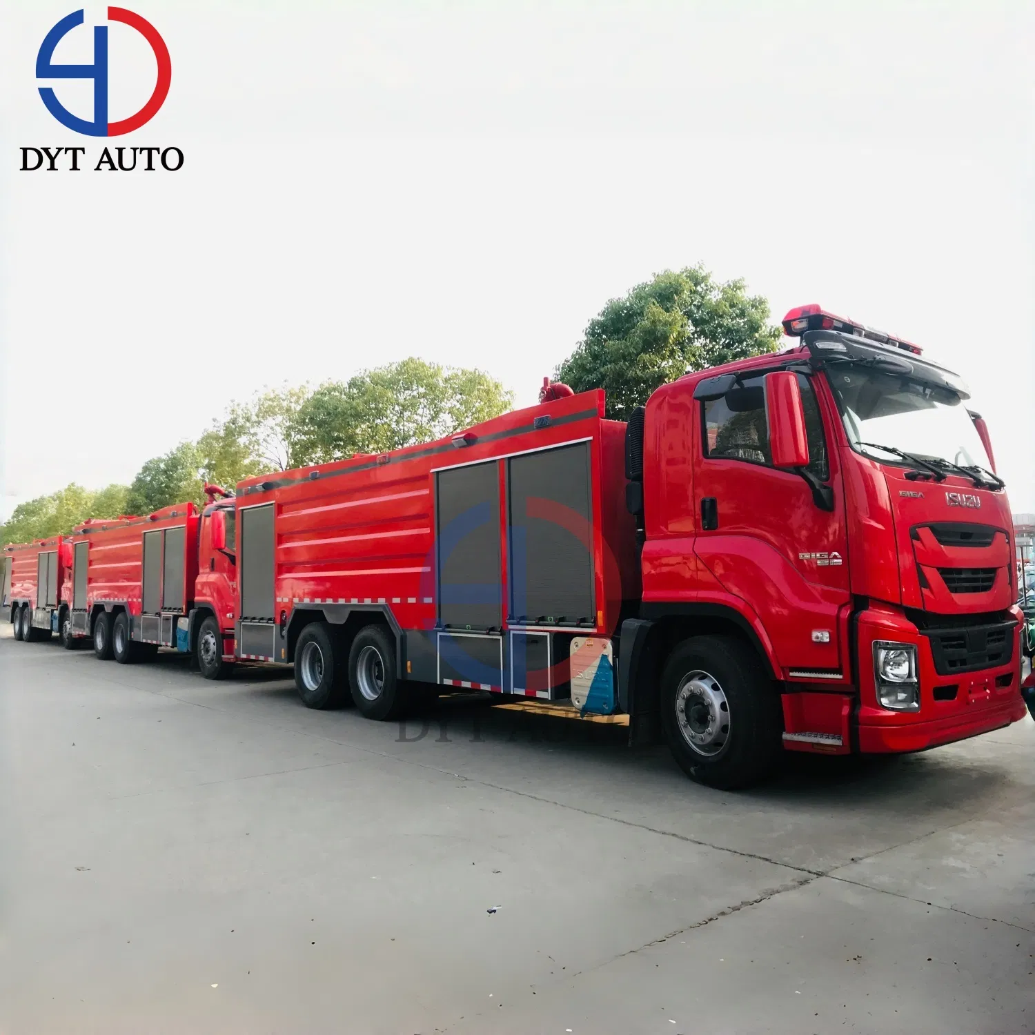 Customized Japanese Brand 1suzu 10 Wheelers 12m3 Water Foam Dry Powder Fire Fighting Trucks for Asia Fire Station