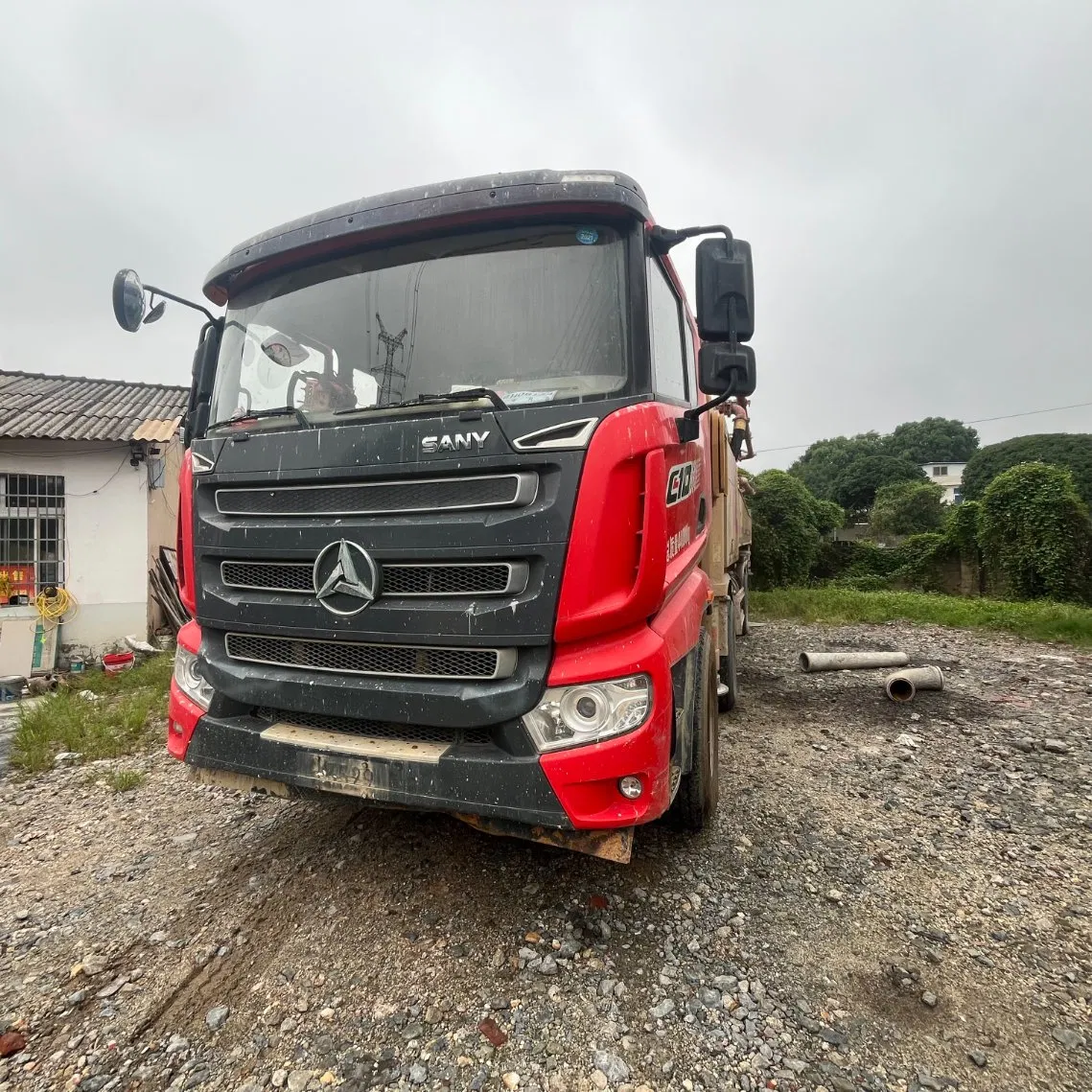 Used Sanny 62m High Capacity Concrete Pump Truck for Efficient Construction Projects