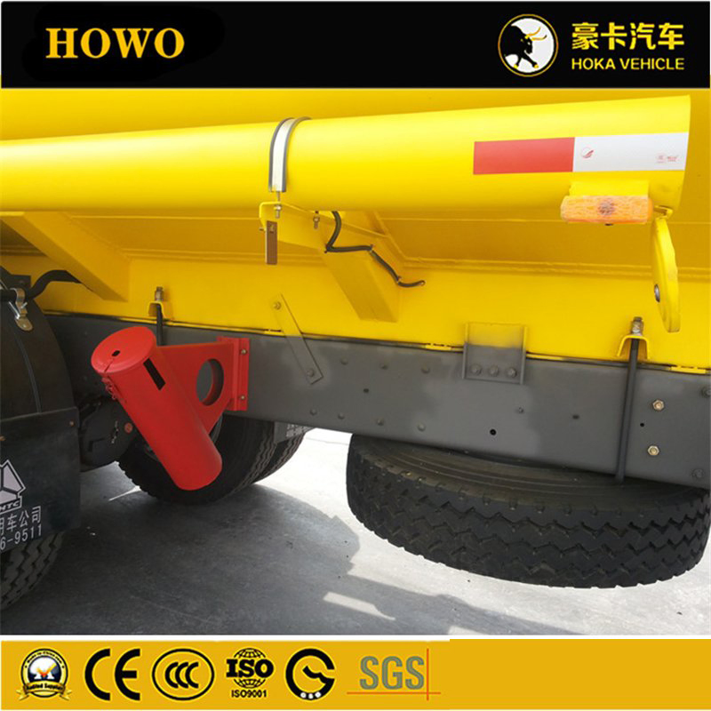 HOWO 6X4 336HP 18, 000L Fuel Tanker Truck Model Zz1257n4641W