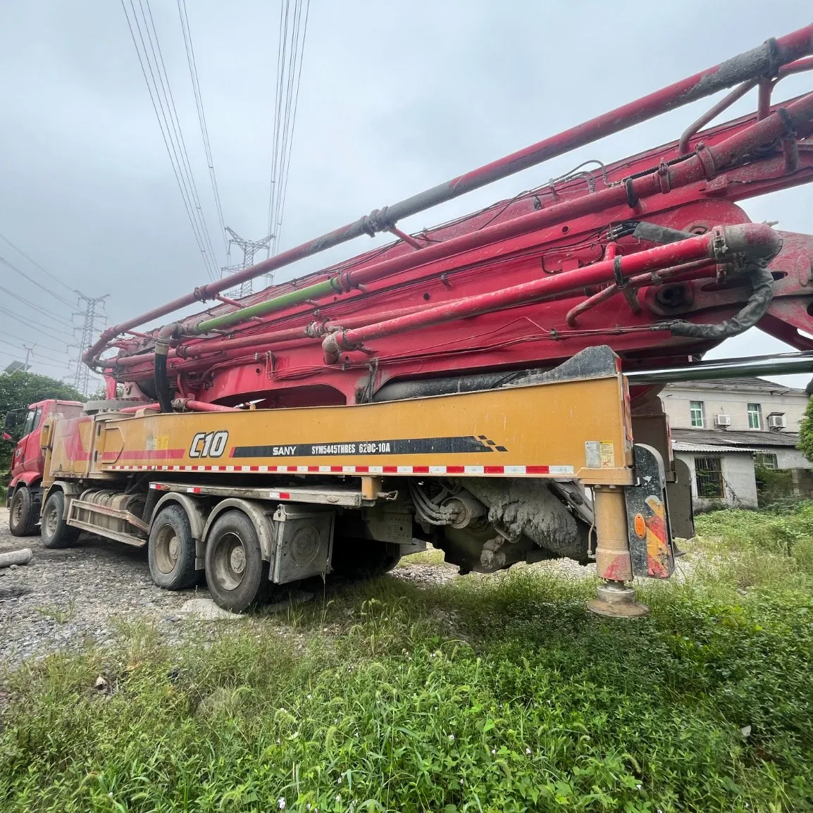 Used Sanny 62m High Capacity Concrete Pump Truck for Efficient Construction Projects