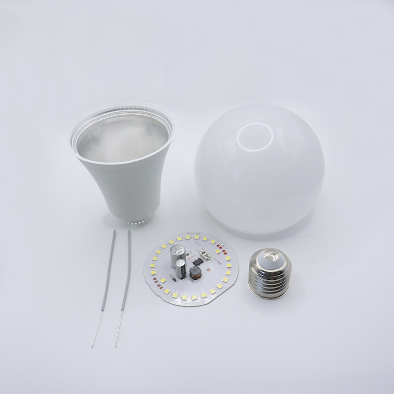 Factory Direct Wholesale A60 A70 12V 24V 48V AC/DC LED Bulb Light