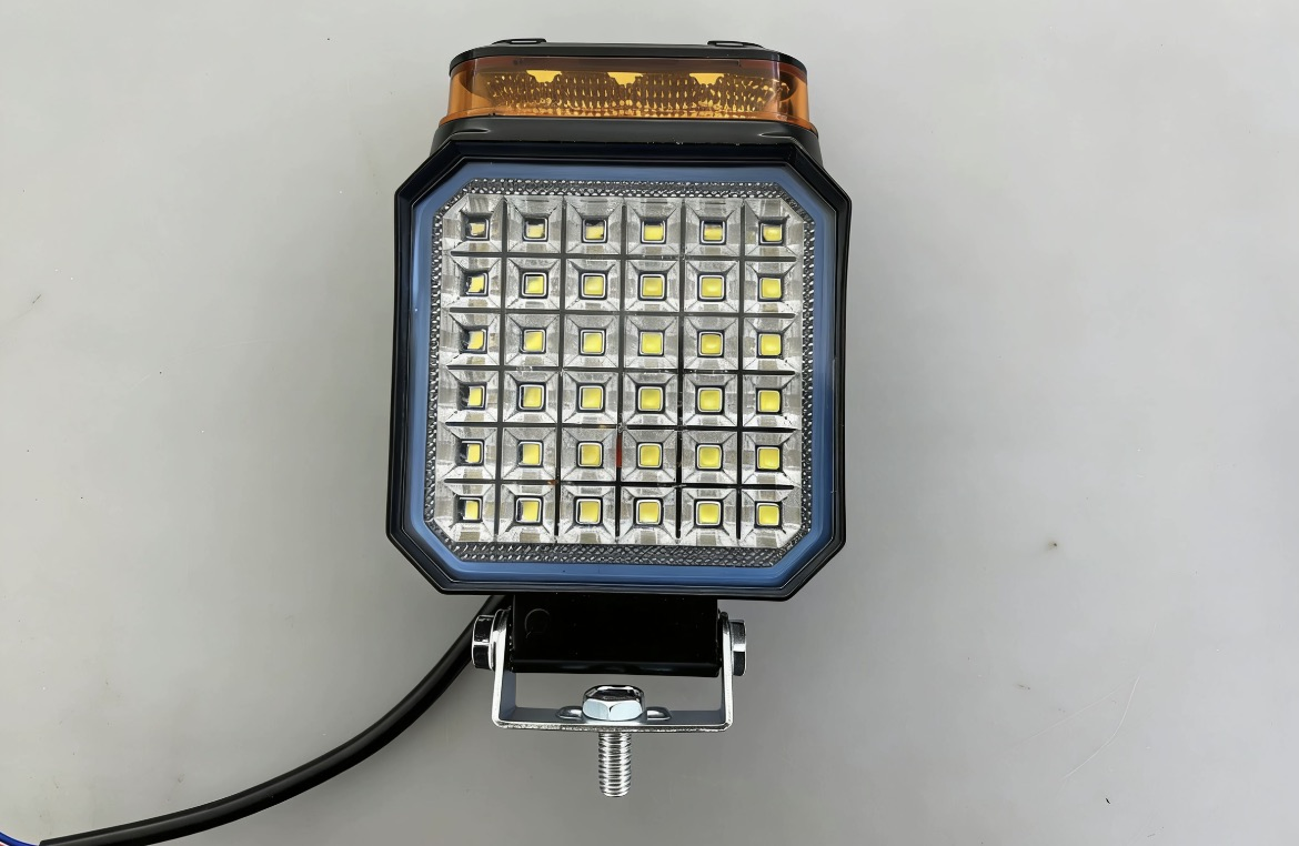 Ultra Bright Waterproof LED Headlight Bulb for Cars