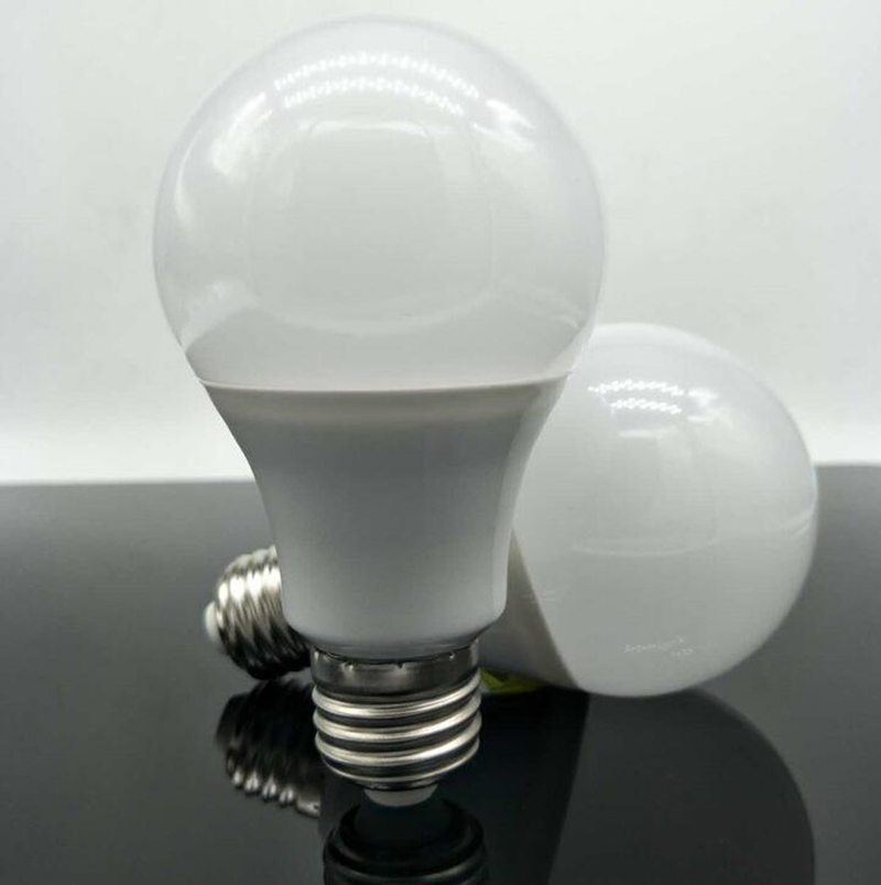 A60 E27 B22 Warm White Indoor Spot Small Lamp 7W 9W 12W LED Light Bulbs