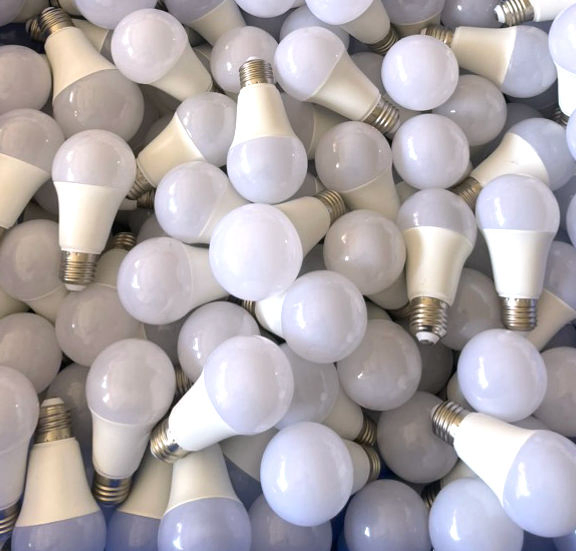 High Quality 220V White E27 Globe Shape Energy Saving LED Lamp Bulb