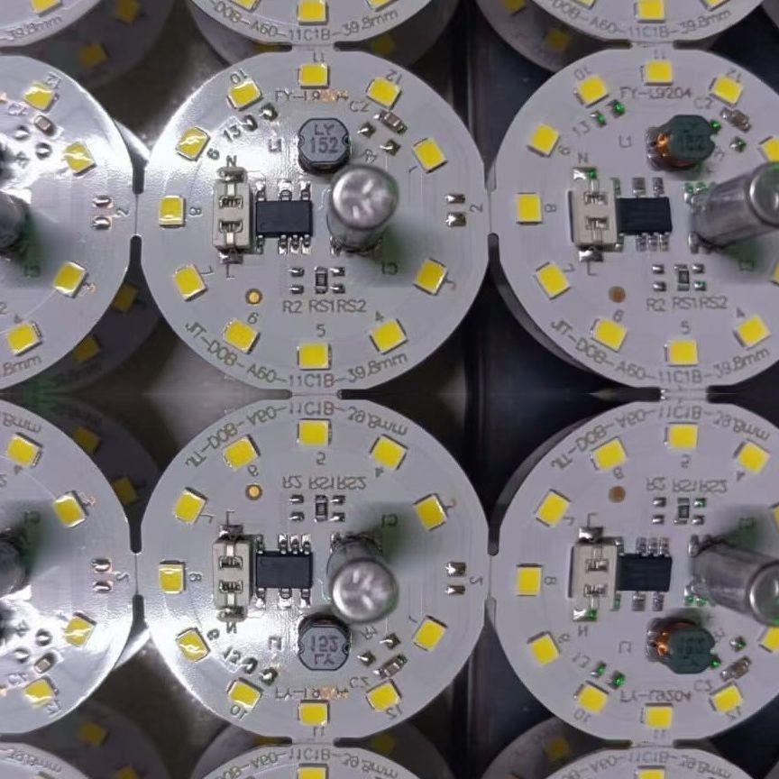 Energy Saving 12W 15W 18W B22 LED Light Bulbs