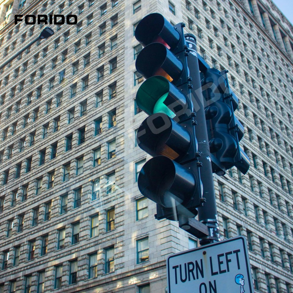 Energy-Efficient 400mm LED Traffic Light with Die-Cast Aluminum Housing